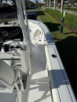 Sportsman Heritage 231 Center Console image