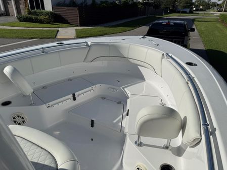 Sportsman Heritage 231 Center Console image