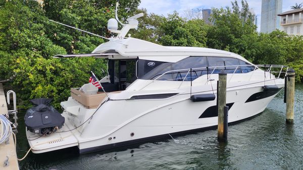 Sea Ray 460 Sundancer INBOARD NO PODS