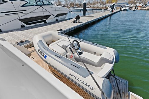 Azimut 50 fly image