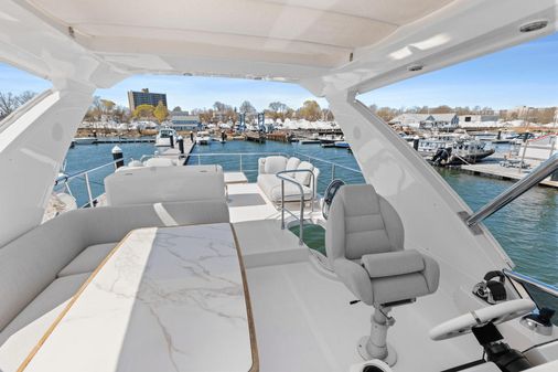 Azimut 50 fly image