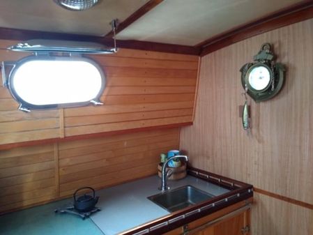 Mainship 34 Sedan image
