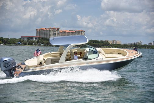 Chris-craft LAUNCH-28-GT-OUTBOARD image