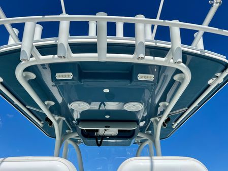 Yellowfin 32 image