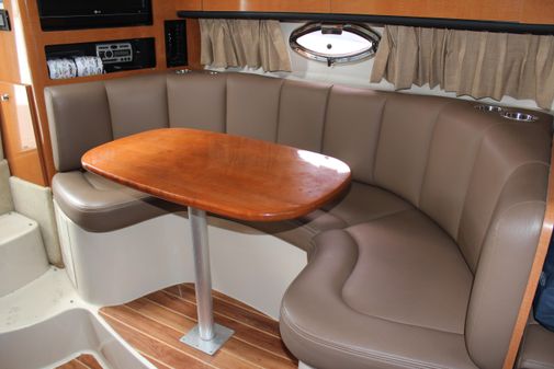 Chaparral Signature 290 image