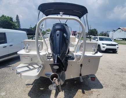 Boston Whaler 170 Montauk image