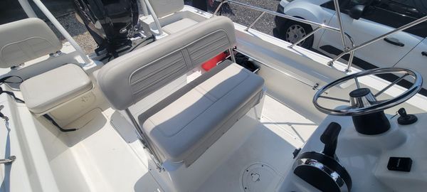 Boston Whaler 170 Montauk image