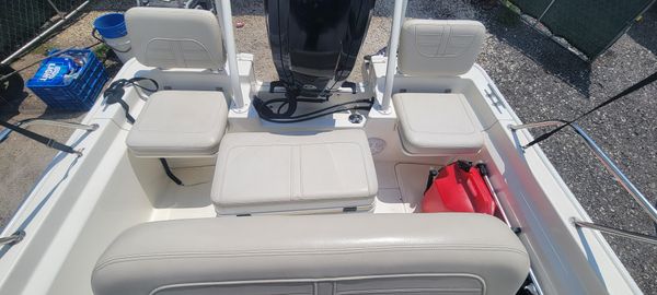 Boston Whaler 170 Montauk image