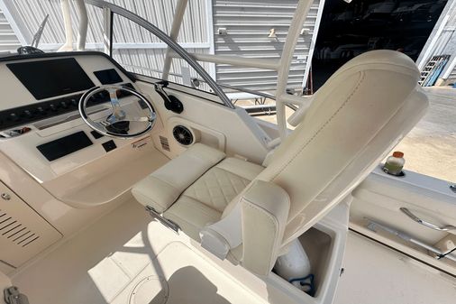 Grady-White Adventure 218 image