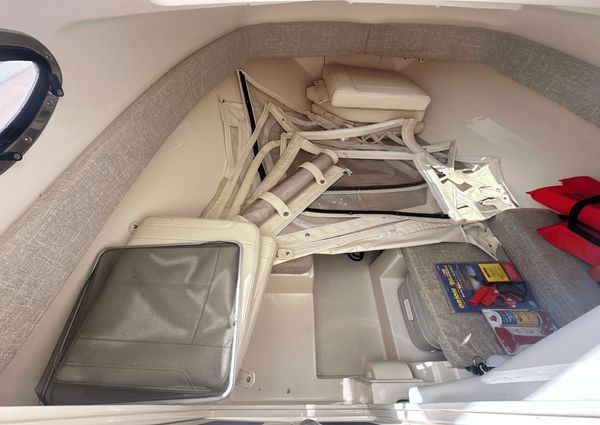 Grady-White Adventure 218 image