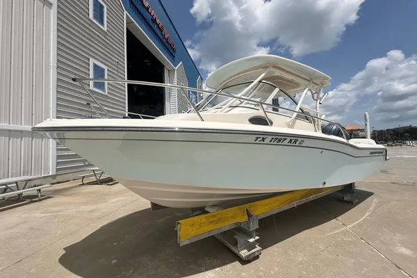 Grady-White Adventure 218 image