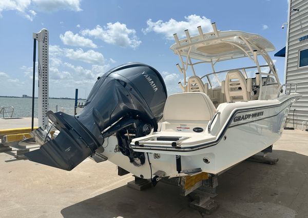 Grady-White Adventure 218 image