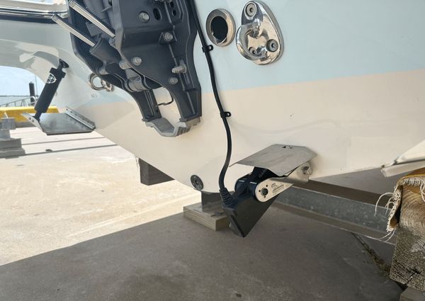 Grady-White Adventure 218 image