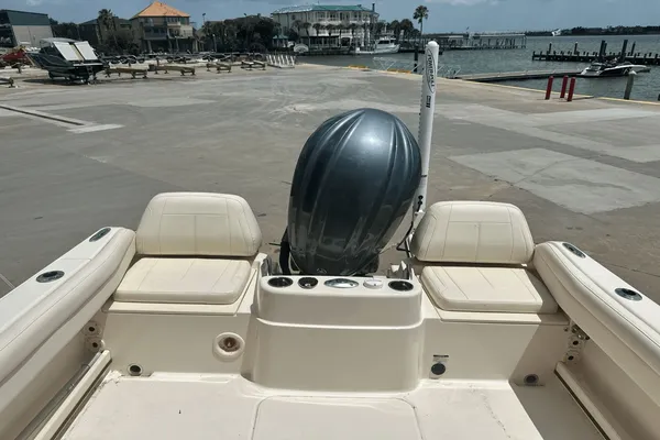 Grady-White Adventure 218 image