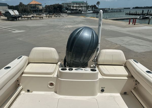 Grady-White Adventure 218 image