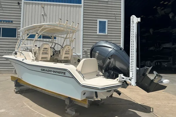 Grady-White Adventure 218 image