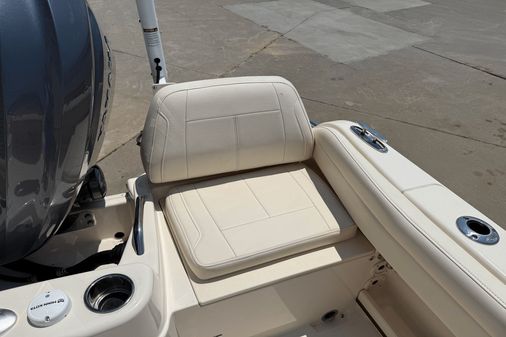 Grady-White Adventure 218 image