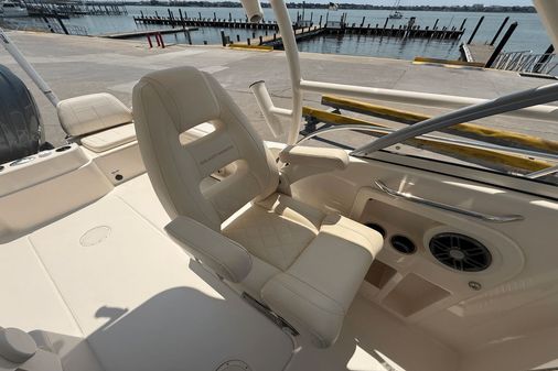 Grady-White Adventure 218 image