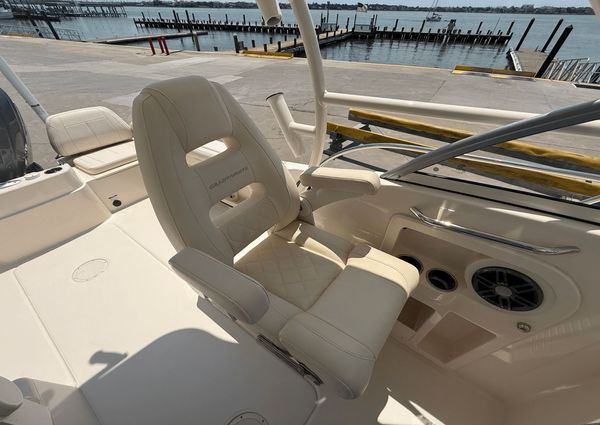 Grady-White Adventure 218 image