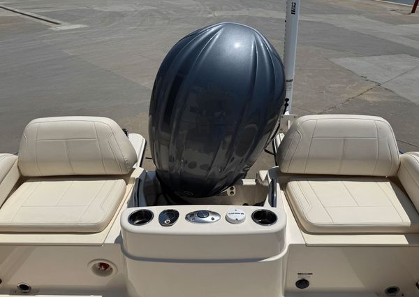 Grady-White Adventure 218 image