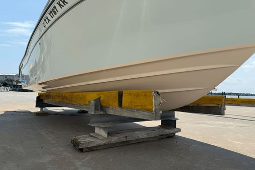 Grady-White Adventure 218 image