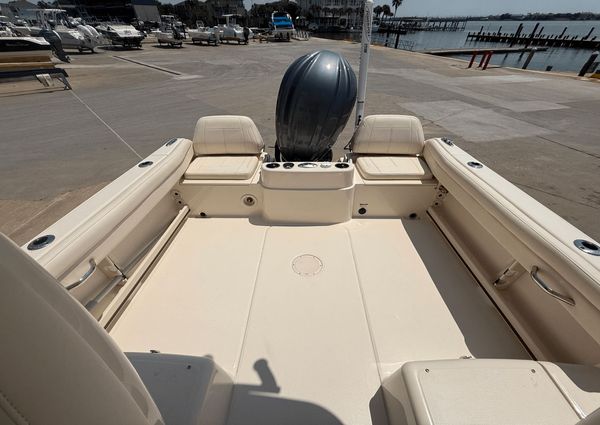 Grady-White Adventure 218 image