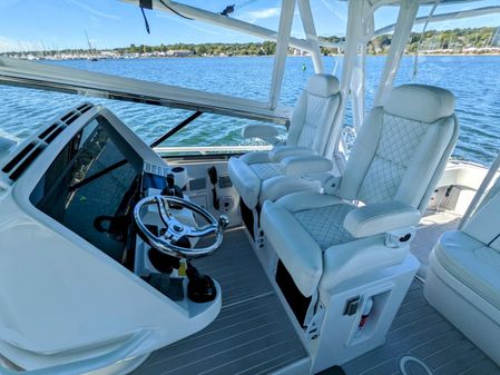 Intrepid 475-SPORT-YACHT image