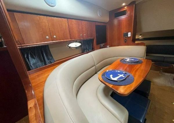 Cruisers Yachts 340 Express image