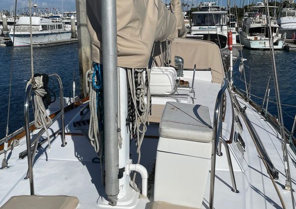 Cheoy-lee AFT-COCKPIT-CRUISING-KETCH image