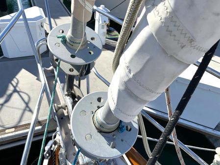 Cheoy-lee AFT-COCKPIT-CRUISING-KETCH image