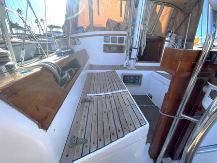 Cheoy-lee AFT-COCKPIT-CRUISING-KETCH image