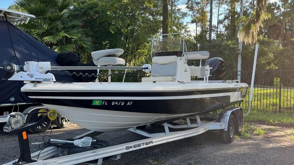 Skeeter SX 220 