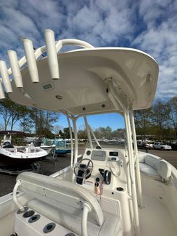 Cobia 220-CENTER-CONSOLE image