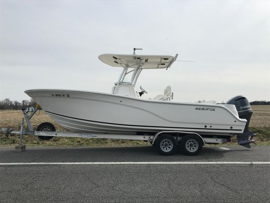 Sea Fox 246 Commander - main image