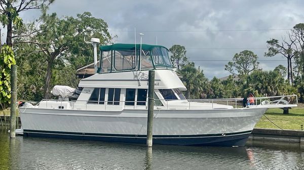 Mainship 430 Trawler 