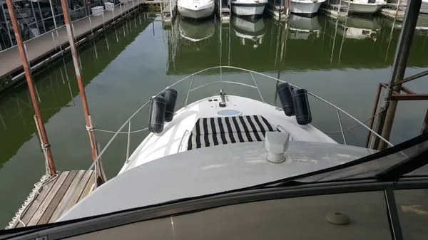 Meridian 411 Sedan image