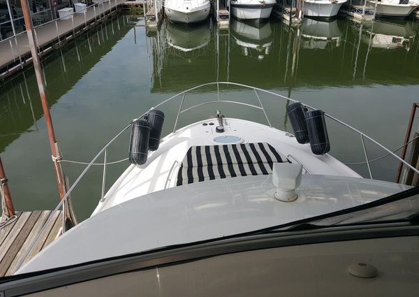 Meridian 411 Sedan image