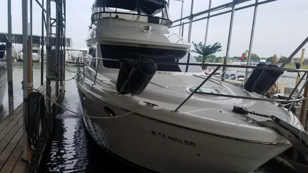 Meridian 411 Sedan image