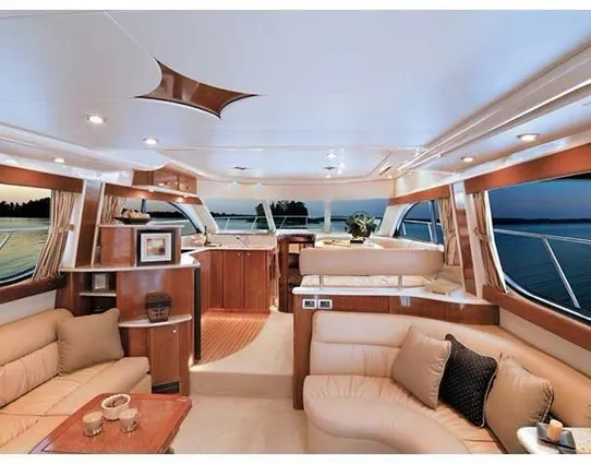 Meridian 411 Sedan image