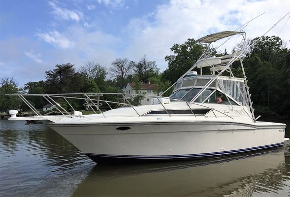 Wellcraft 330 Coastal - main image