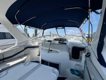 Chris-Craft 320 Crowne Cruiser image