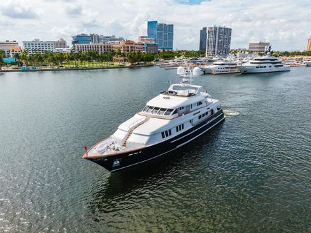 Burger Tri-Deck Motor Yacht image