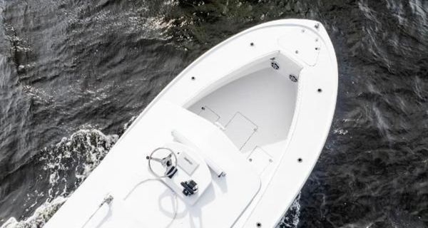 Bertram 25 Custom Center Console image