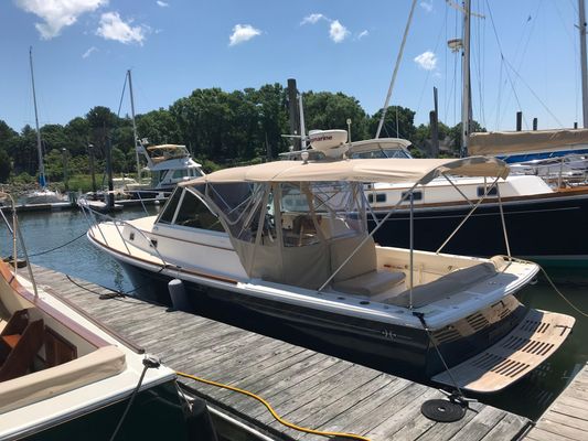 Hunt Yachts Surfhunter 29 - main image