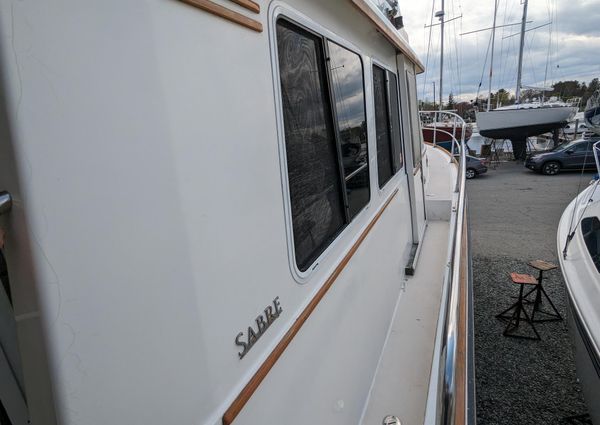 Sabre 36-FLYBRIDGE image