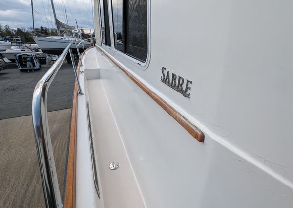 Sabre 36-FLYBRIDGE image