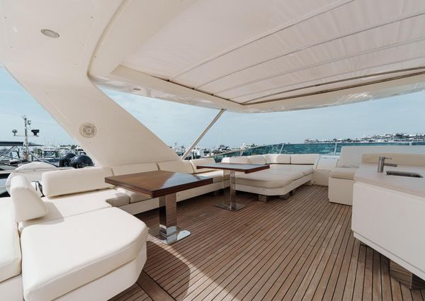 Azimut 85 Fly image