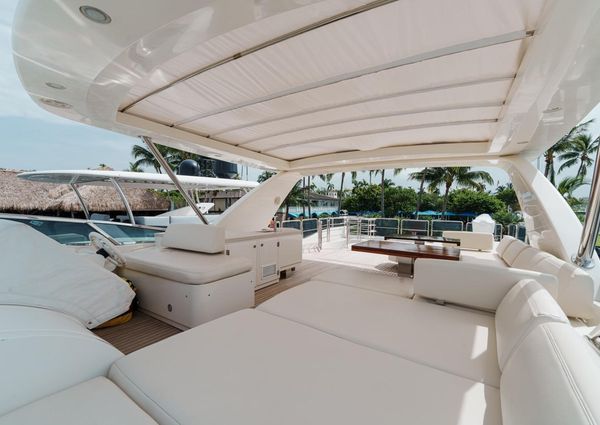 Azimut 85 Fly image