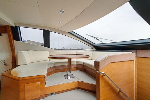 Azimut 85 Fly image