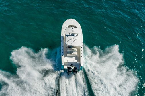 Southport 28 Center Console image